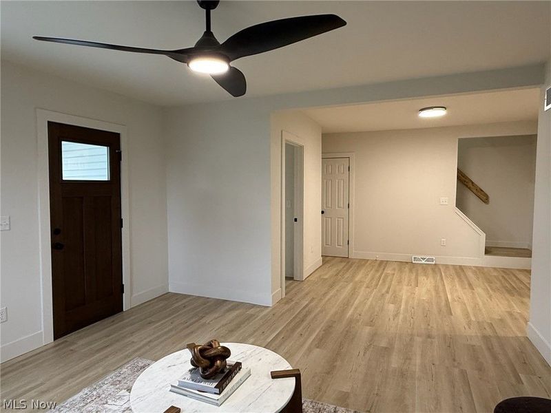 1986 Carolina Street NW, Dover, OH 44622 Photo 8