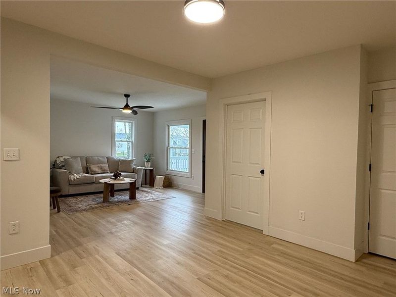 1986 Carolina Street NW, Dover, OH 44622 Photo 9