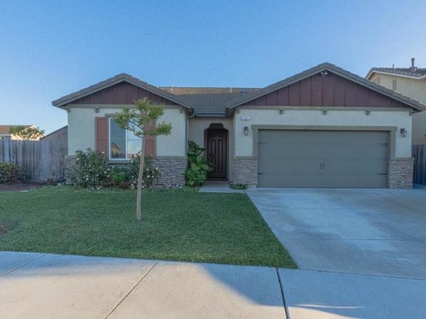 1581 Panorama Drive, Hollister, CA 95023