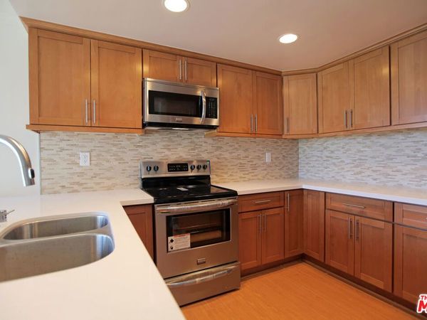 2170 Century Park East, Unit 705, Los Angeles, CA 90067