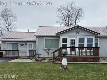 2280 S Van Dyke Road, Marlette, MI 48453