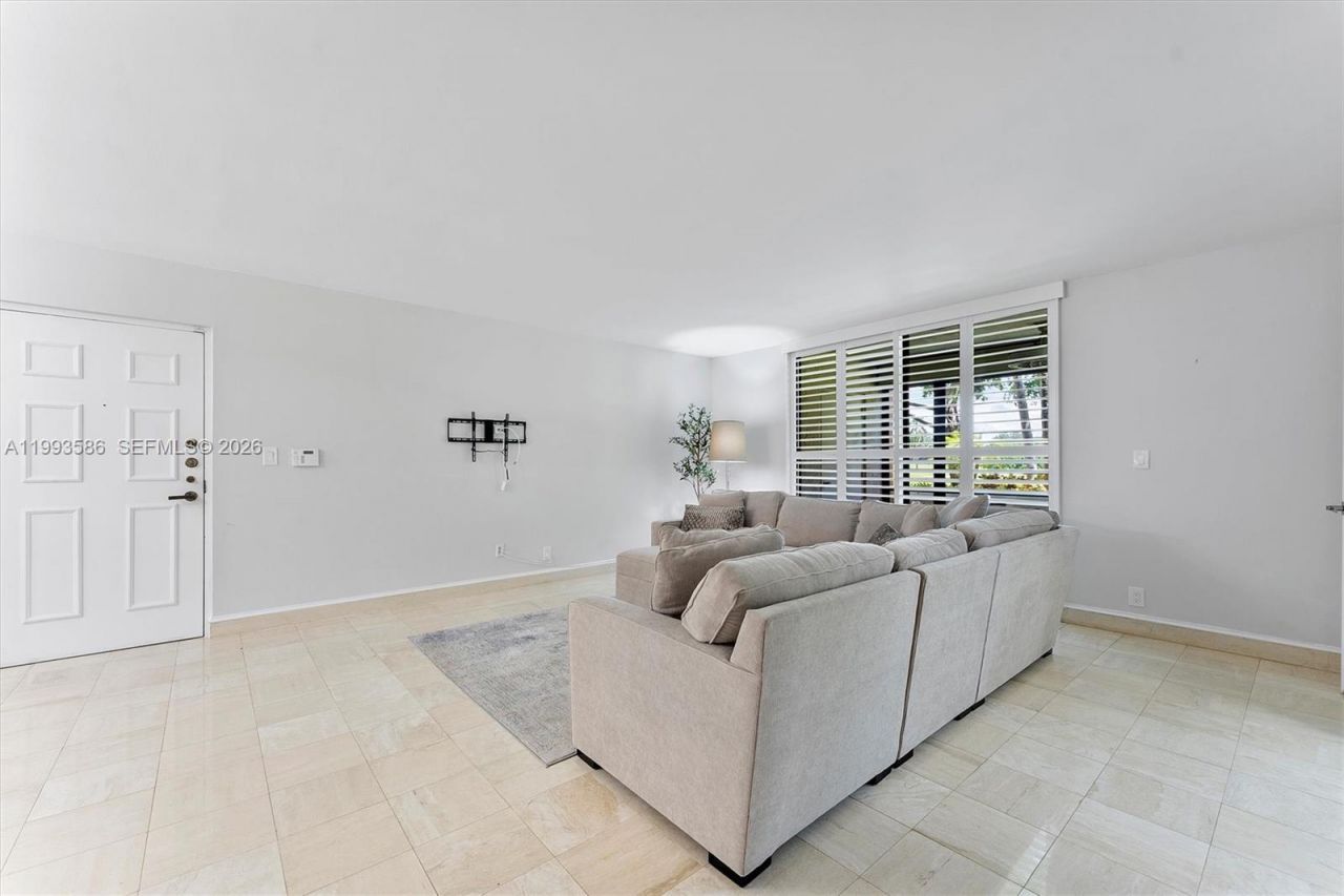 7225 Promenade Dr , Unit 102, Boca Raton, FL 33433 Photo