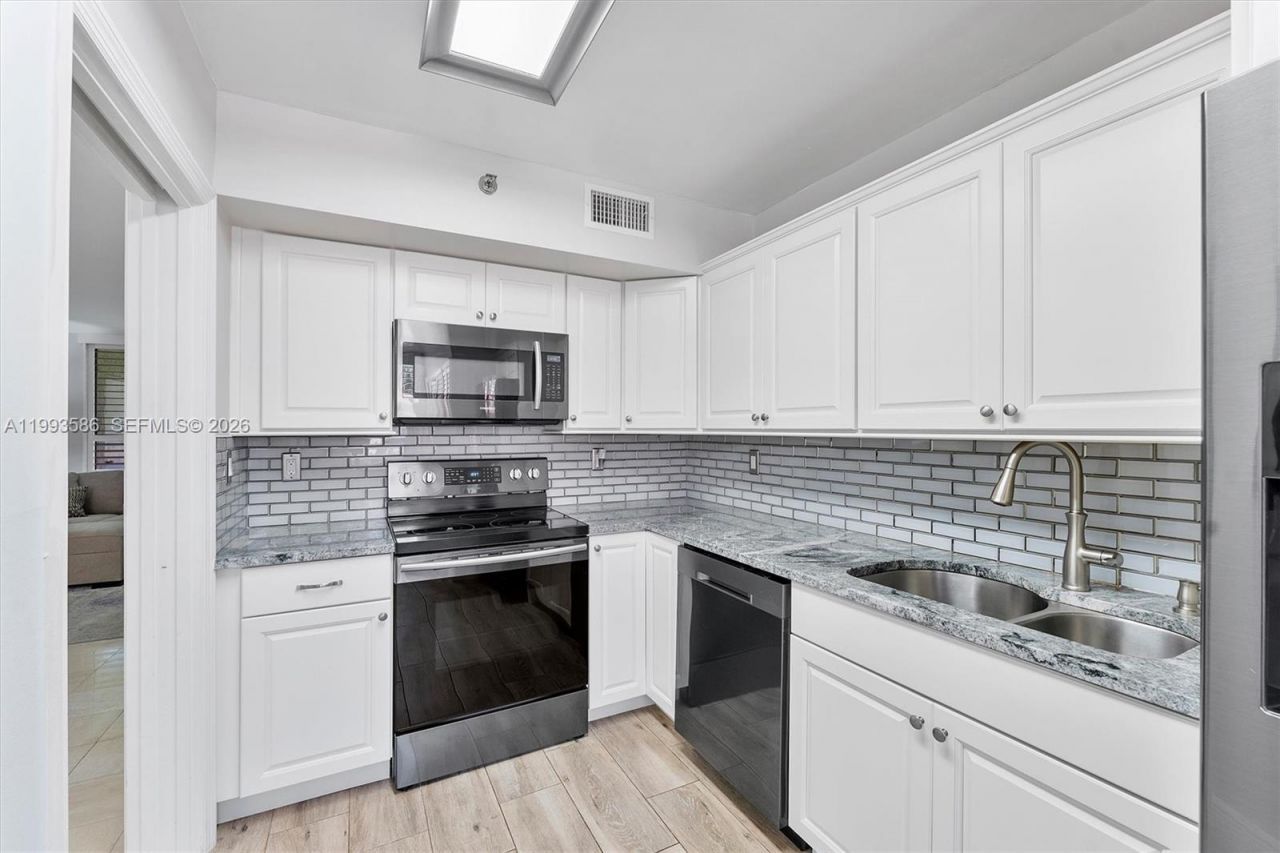 7225 Promenade Dr, Unit 102, Boca Raton, FL 33433 Photo
