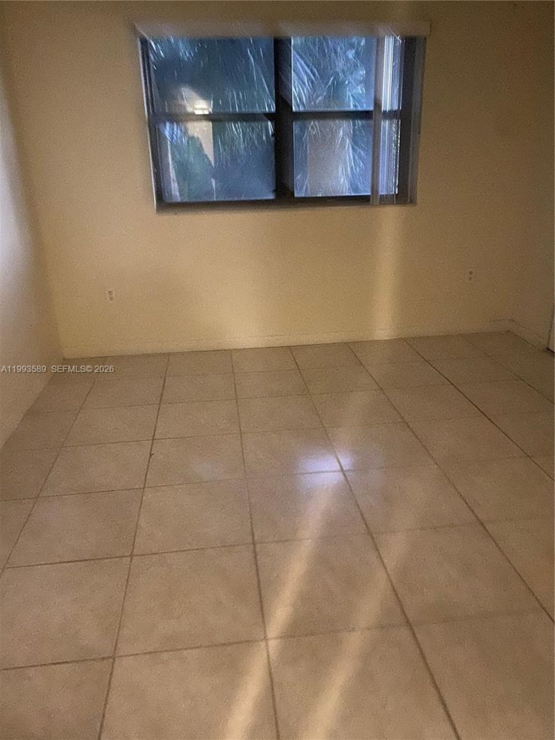 7070 NW 179th St, Unit 206, Hialeah, FL 33015 Photo