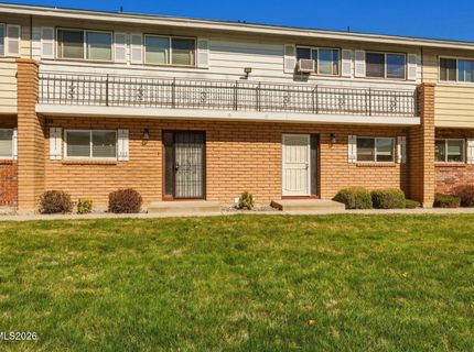 585 Smithridge Park, Reno, NV 89502 Photo