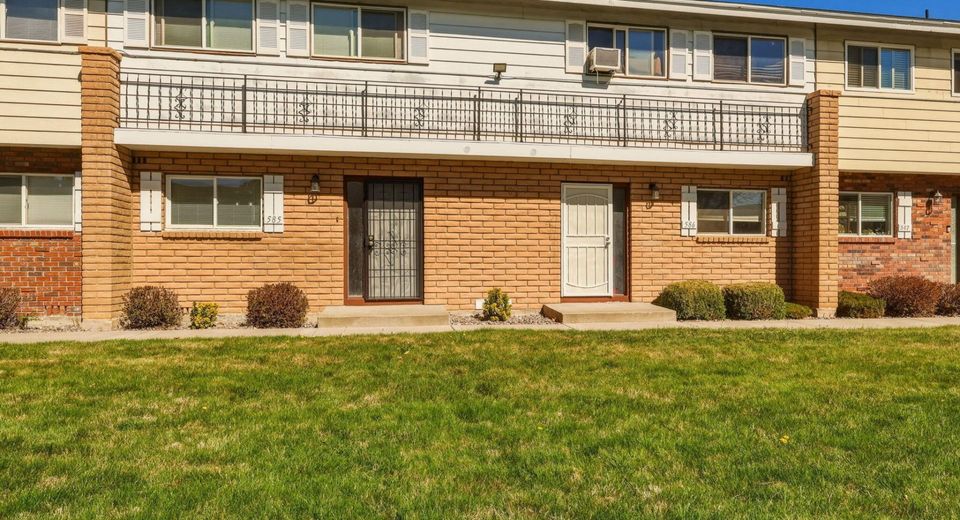 585 Smithridge Park, Reno, NV 89502 Photo