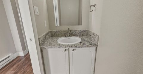 585 Smithridge Park, Reno, NV 89502 Photo