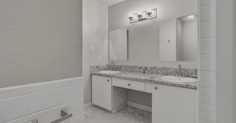 585 Smithridge Park, Reno, NV 89502 Photo