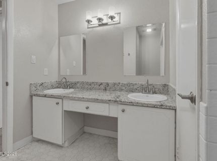 585 Smithridge Park, Reno, NV 89502 Photo