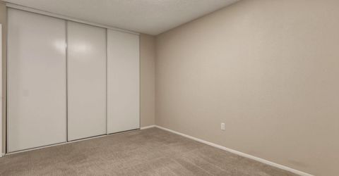 585 Smithridge Park, Reno, NV 89502 Photo