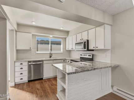 585 Smithridge Park, Reno, NV 89502 Photo