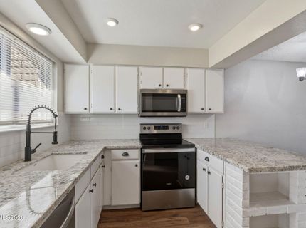 585 Smithridge Park, Reno, NV 89502 Photo