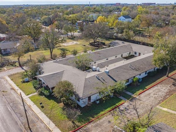 1100 N Mccart Street , Stephenville, TX 76401