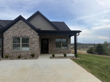 842 Ridgewood Drive, Unit 6, Berea, KY 40403