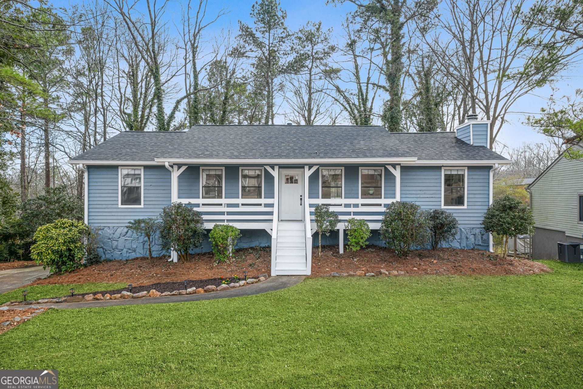 6595 Oakwood Drive, Douglasville, GA 30135 Main Photo