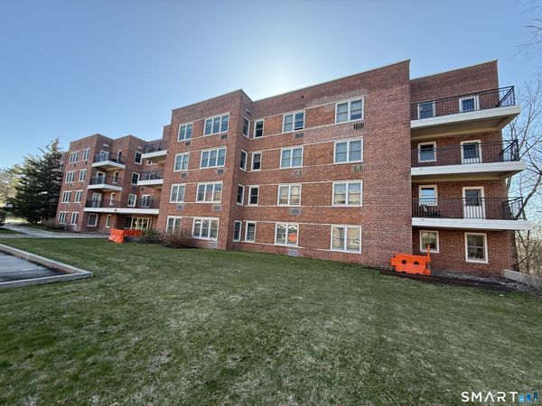 50 Lafayette, Unit 2H, Greenwich, CT 06830