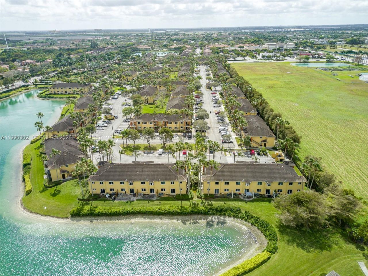 935 NE 33rd Ter, Unit 203, Homestead, FL 33033 Photo