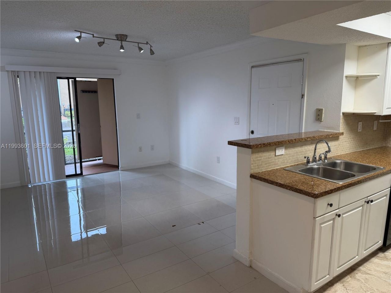 15560 SW 106th Ln, Unit 1305, Miami, FL 33196 Photo