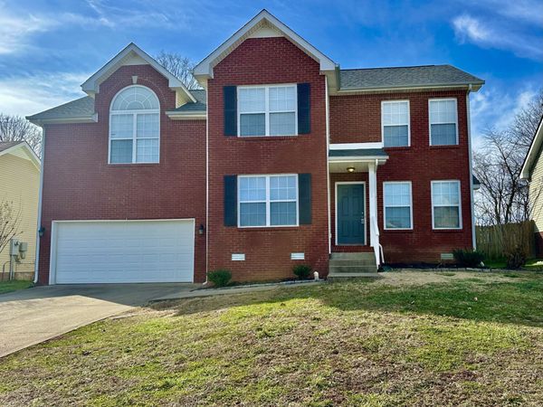 2790 Ridgepole Dr , Clarksville, TN 37040