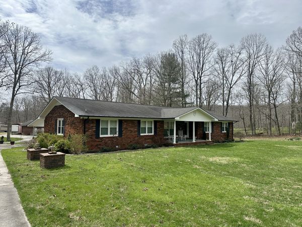 177 Plain View Lake Dr N, Tracy City, TN 37387