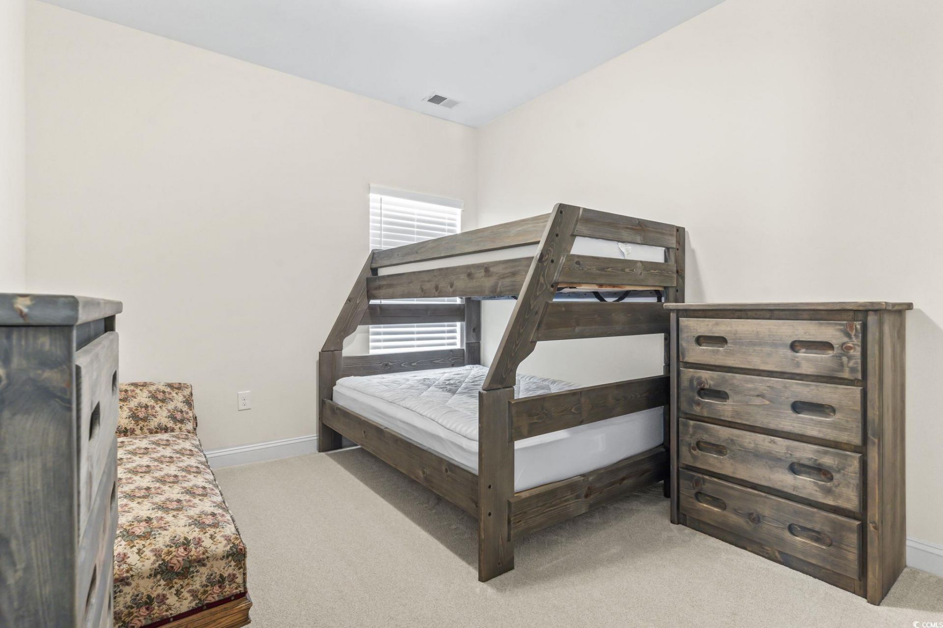 3039 Honey Clover Ct. Photo 19