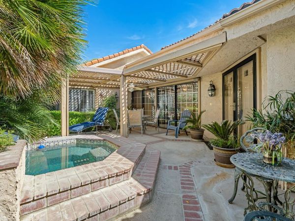 9 Acapulco Drive, Palm Desert, CA 92260