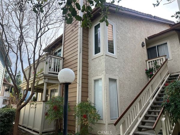 2402 Pleasant Way, Unit H, Thousand Oaks, CA 91362