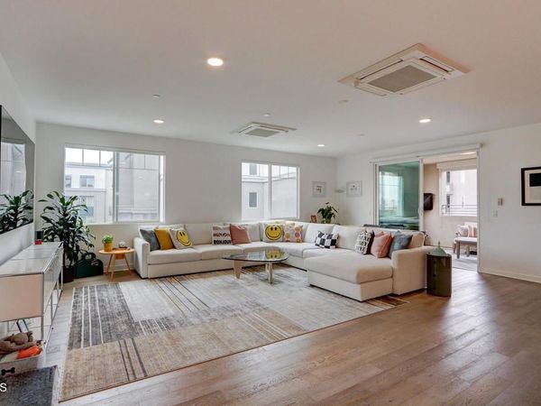 2810 Wagon Wheel Road, Unit 304, Oxnard, CA 93036