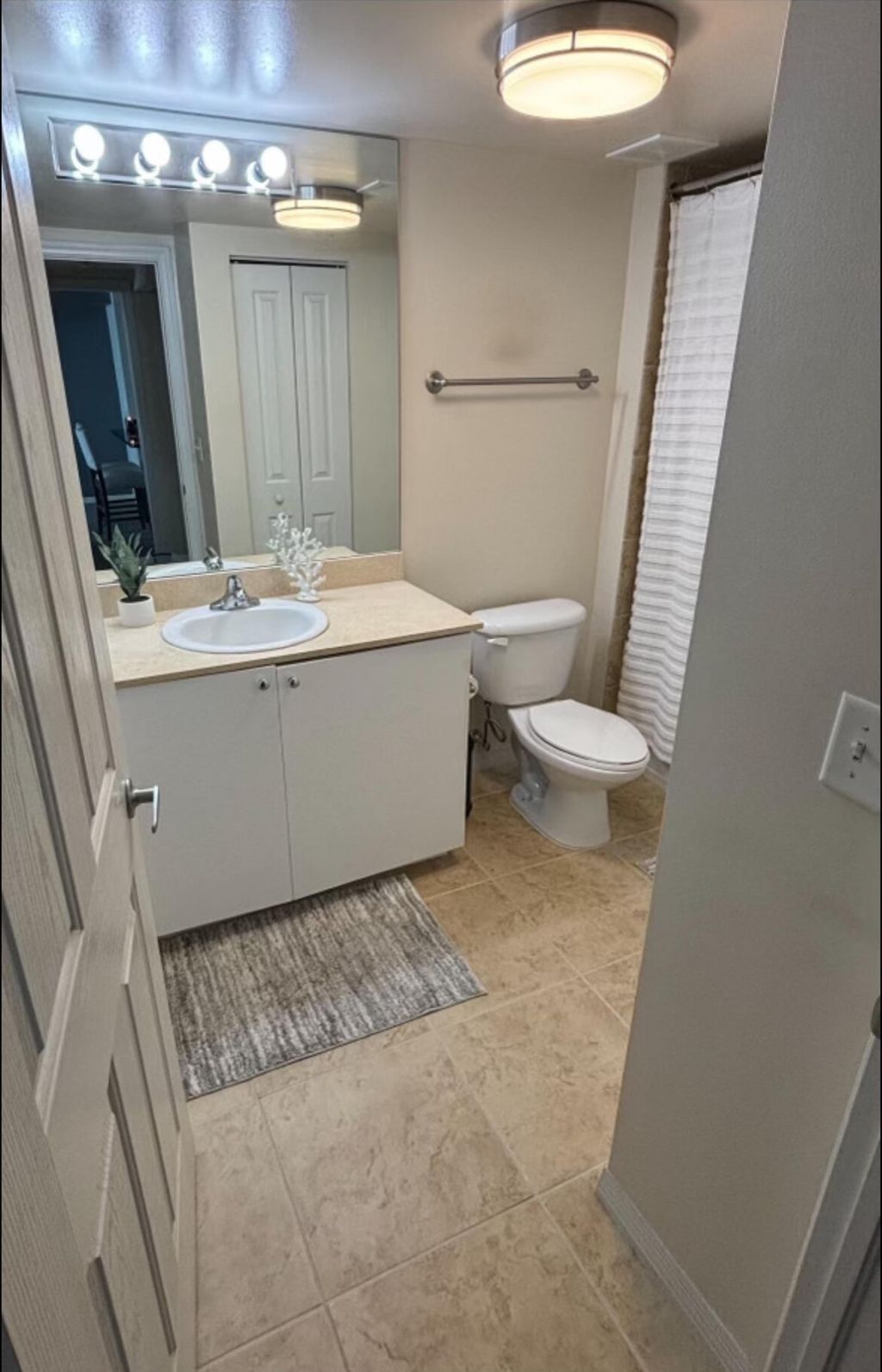 600 S Dixie Highway, Unit 551, West Palm Beach, FL 33401 Photo