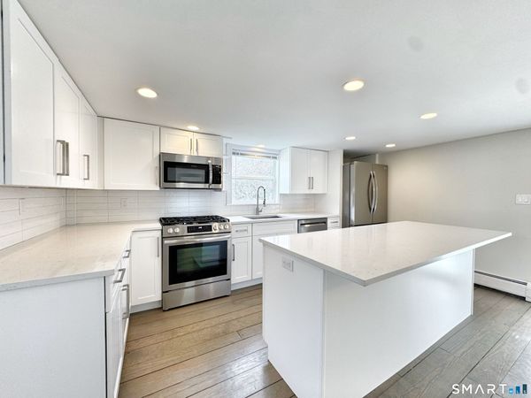 112 Georgetown , Weston, CT 06883