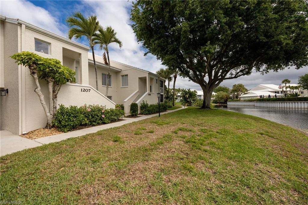 760 Willowbrook Dr, Unit 1208, Naples, FL 34108 Photo