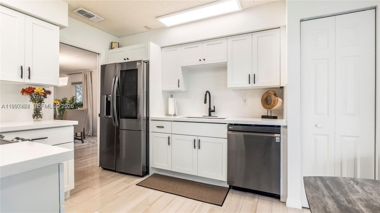 7101 NW 40th St , Coral Springs, FL 33065 Photo