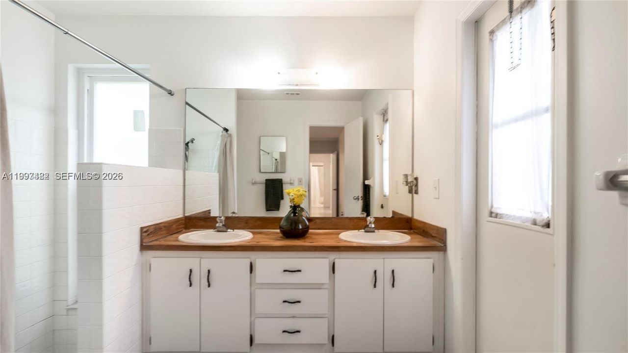 7101 NW 40th St , Coral Springs, FL 33065 Photo