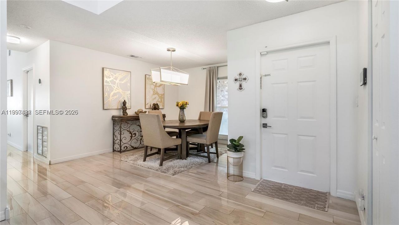 7101 NW 40th St , Coral Springs, FL 33065 Photo