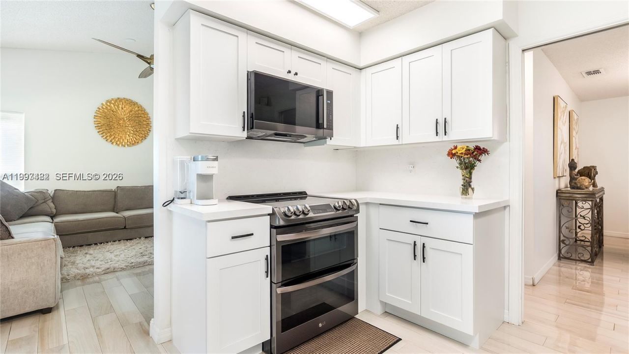 7101 NW 40th St , Coral Springs, FL 33065 Photo