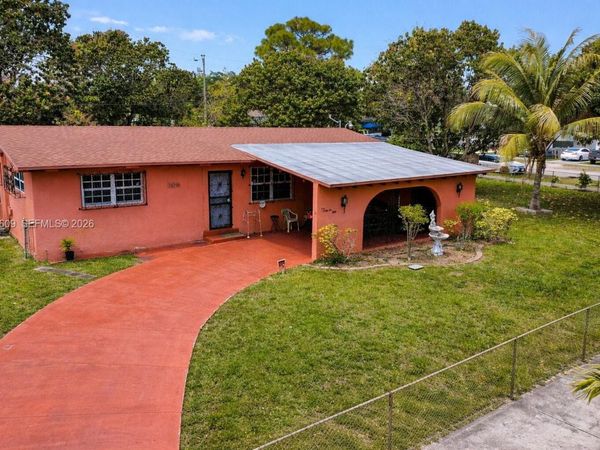 16250 NW 39th Pl , Miami Gardens, FL 33054