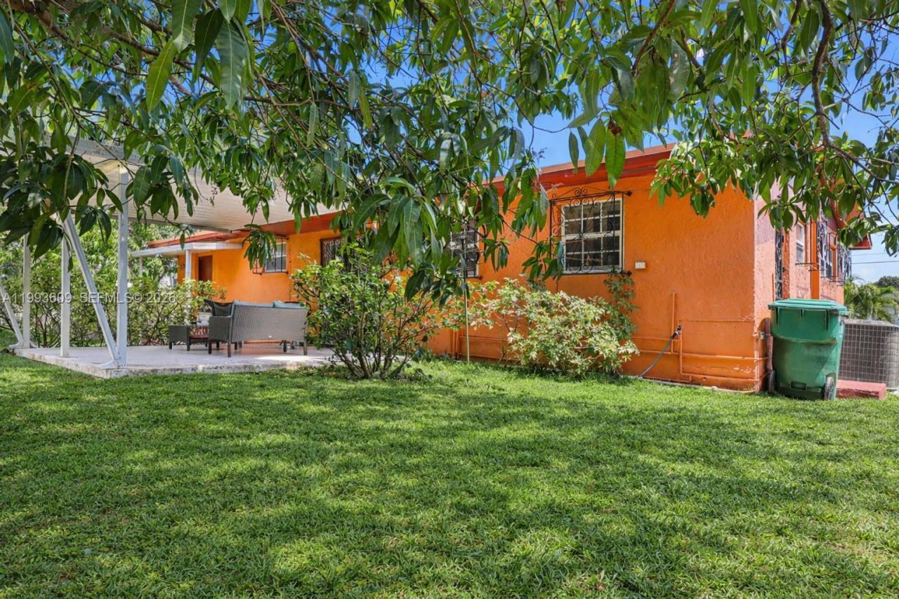 16250 NW 39th Pl , Miami Gardens, FL 33054 Photo