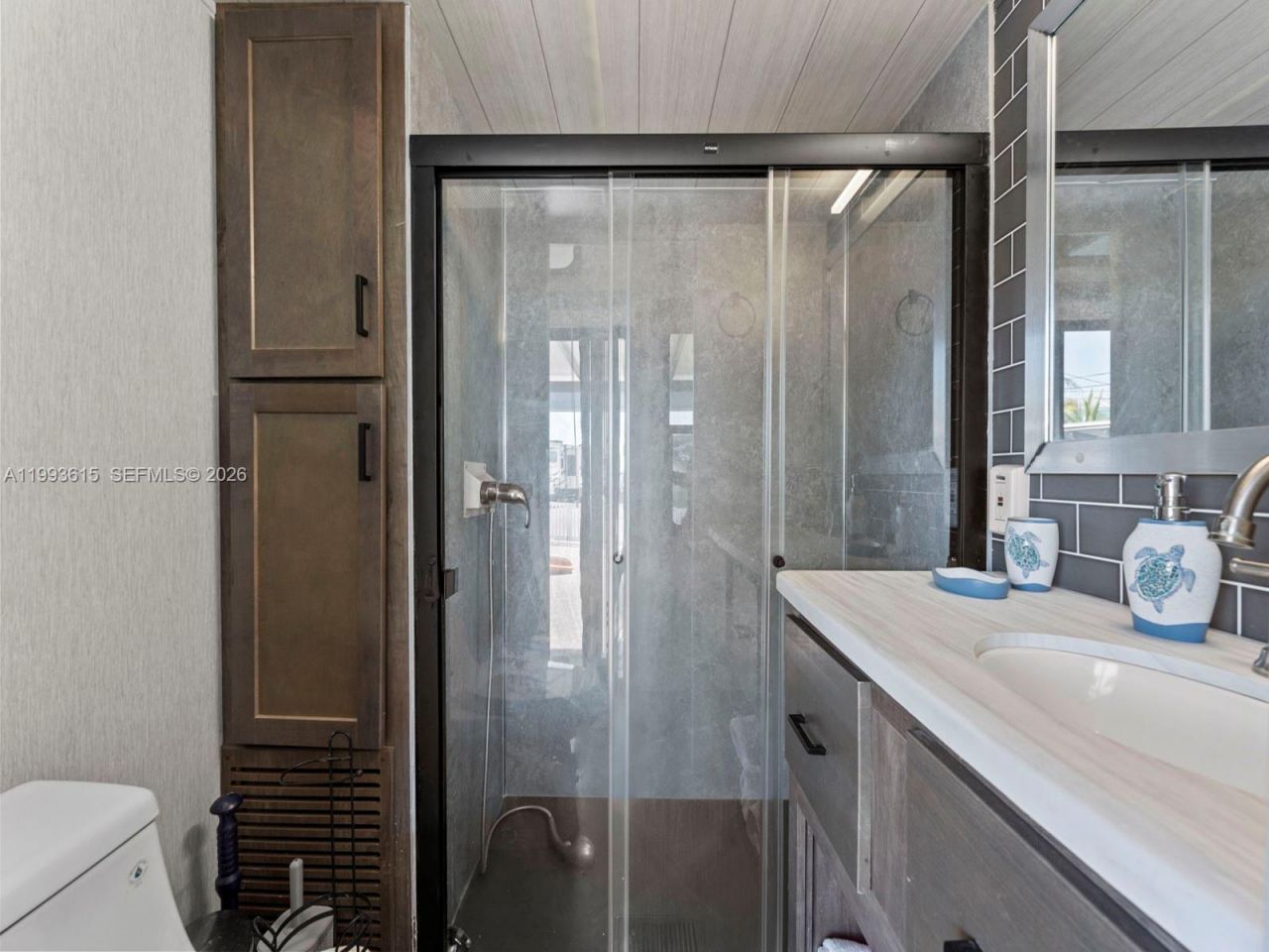 325 Calusa St 321, Key Largo, FL 33037 Photo