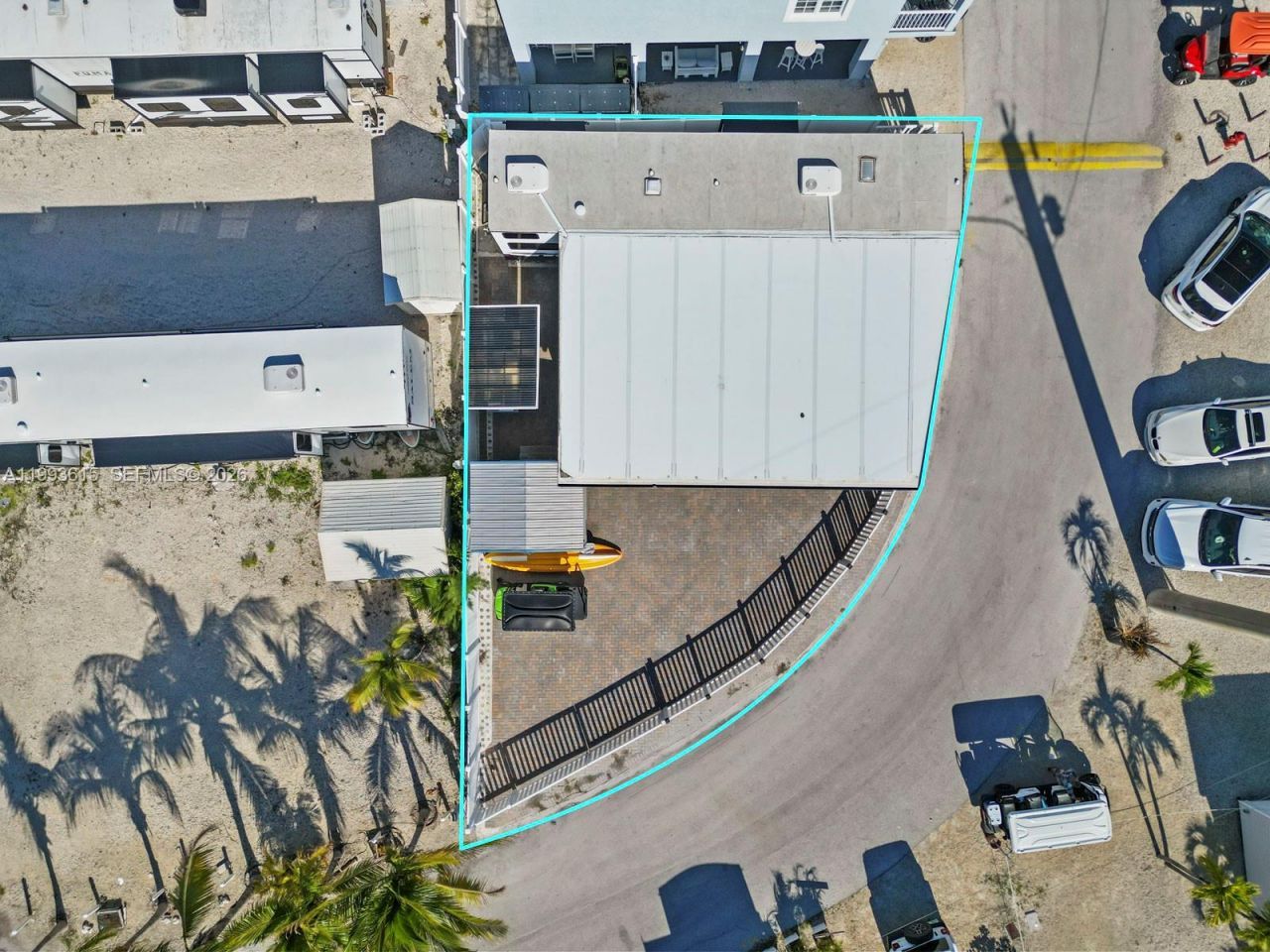 325 Calusa St 321, Key Largo, FL 33037 Photo