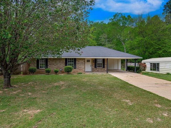 6857 Soda Point Drive, Shreveport, LA 71107