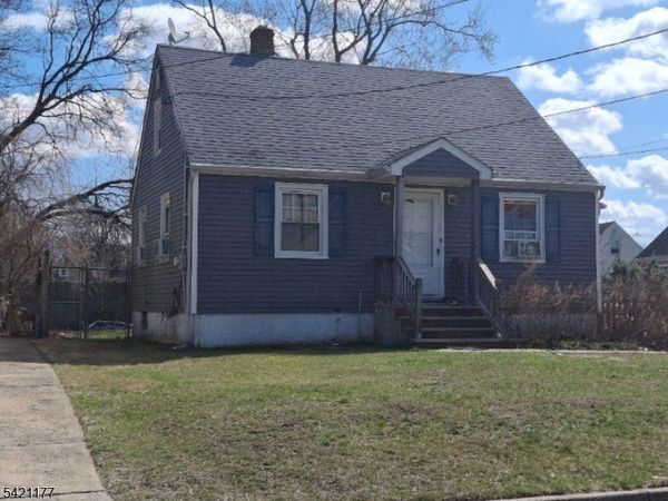 65 Lehigh Ave, Piscataway, NJ 08854