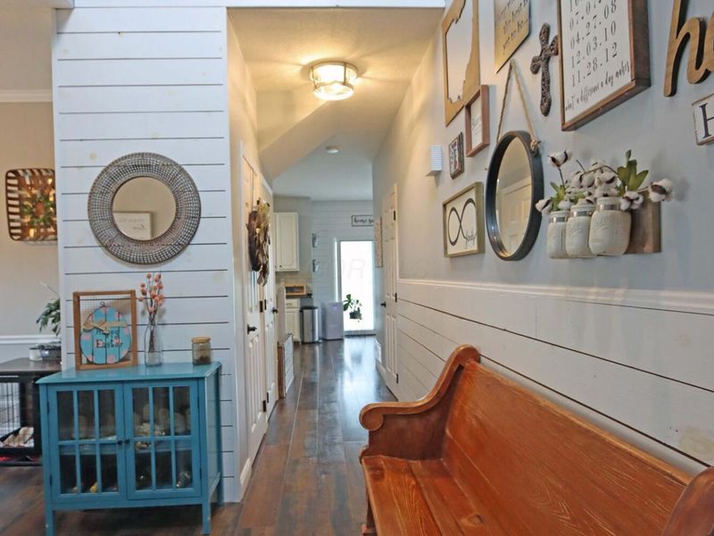 3423 Ledge Lane, Columbus, OH 43221 Photo 6