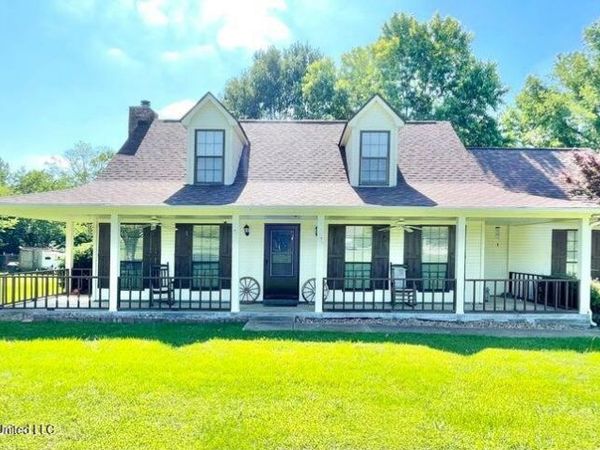 3079 Lake Grove Drive, Hernando, MS 38632