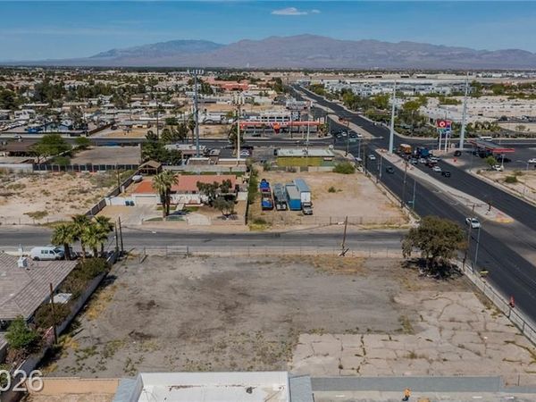 2315 N Decatur Boulevard , Las Vegas, NV 89108