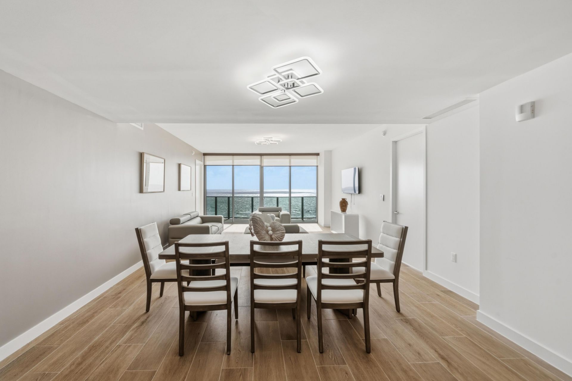 900 N Ocean Boulevard, Unit 802, Pompano Beach, FL 33062 Photo