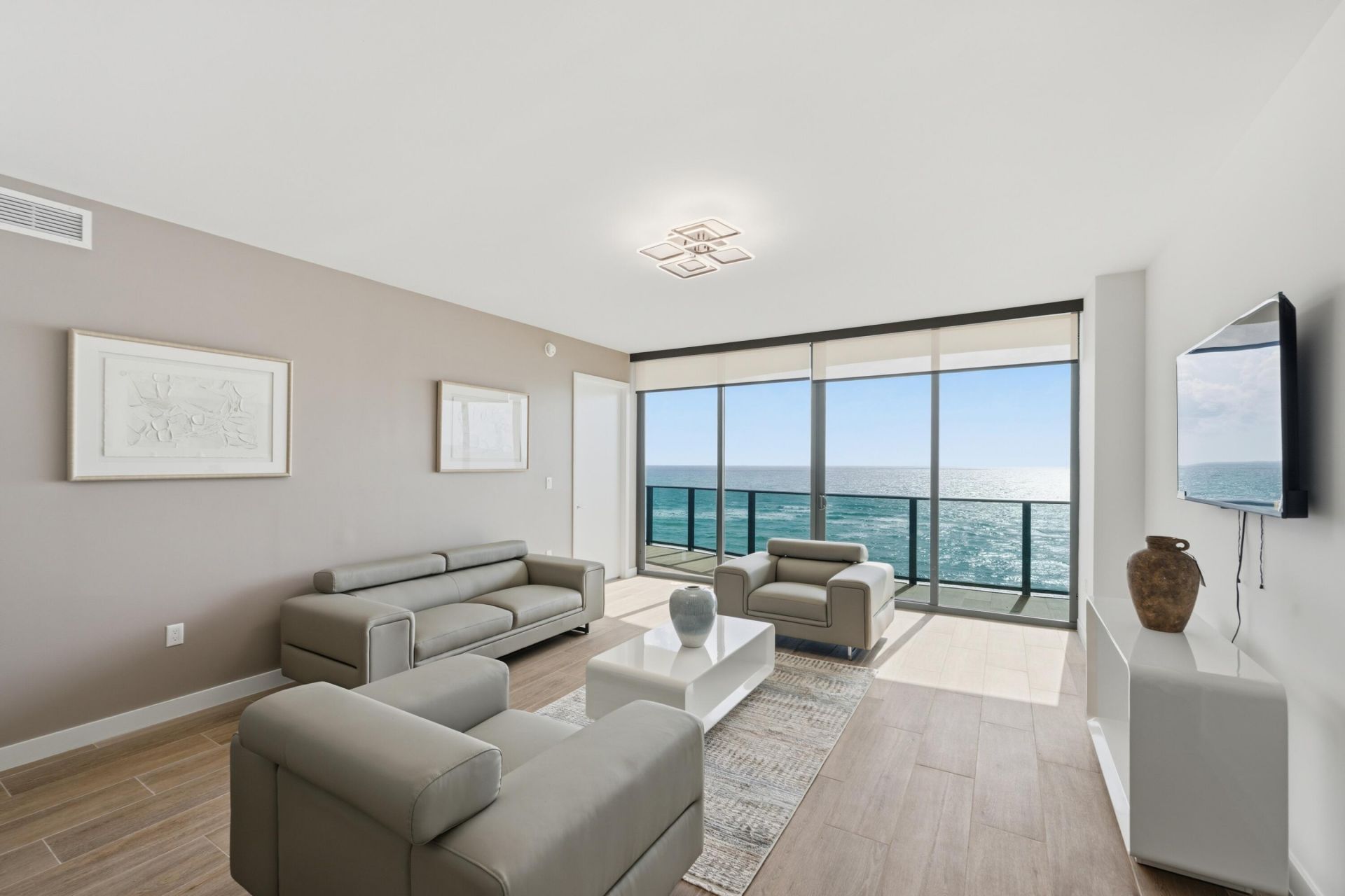 900 N Ocean Boulevard, Unit 802, Pompano Beach, FL 33062 Photo