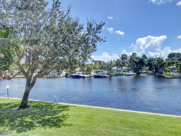14 Royal Palm Way, Unit 2050, Boca Raton, FL 33432