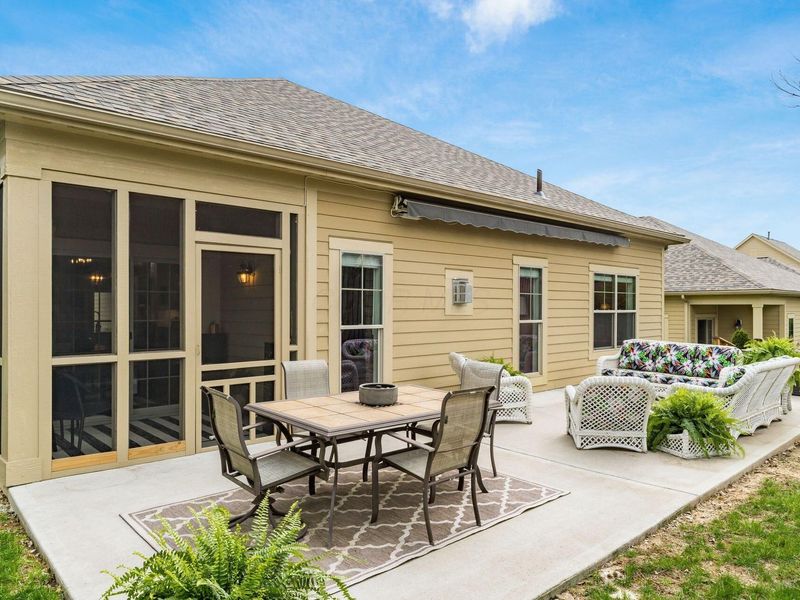 1126 Cross Creeks Ridge, Pickerington, OH 43147 Photo 3