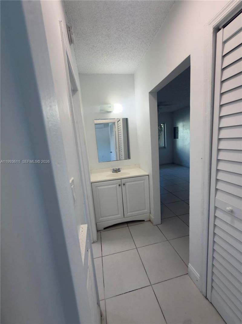 2622 NW 24th St, Unit 1A, Miami, FL 33142 Photo