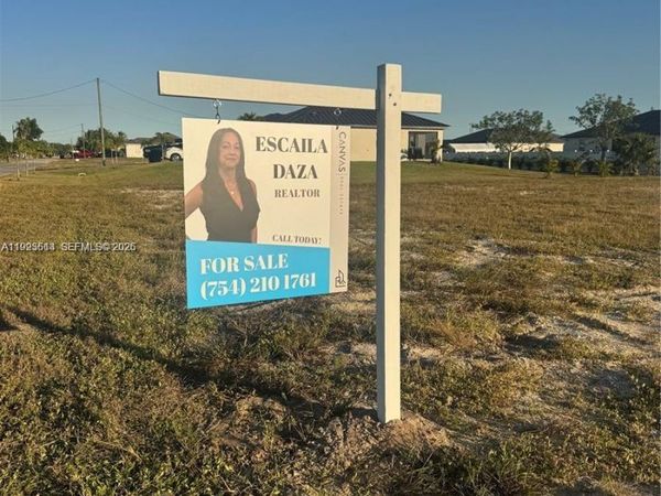 4336 NW 33rd St , Cape Coral, FL 33993